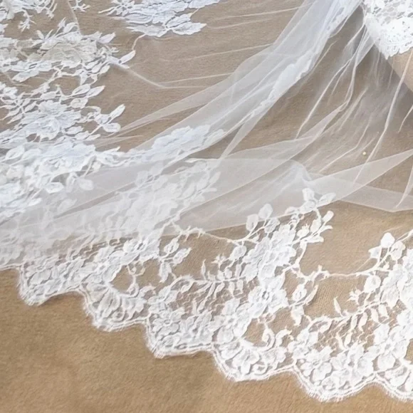 monvieve | Accessories | Monvieve Mantilla Veil Custom  display picture 2